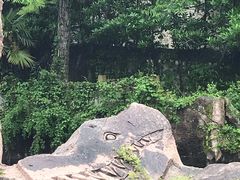 -伍山石窟