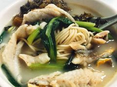 招牌黄鱼面-明呈黄鱼面馆(斜土路店)