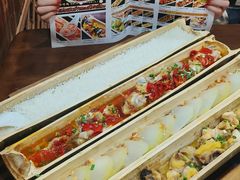 -胡须哥网红竹筒菜