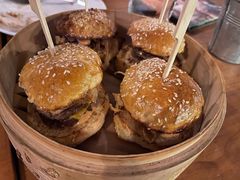 迷你汉堡-Twin Tails Brewpub双尾精酿餐吧(八坼店)