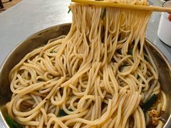 -正宗杨记普洱酸醋米线(总店)