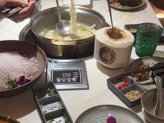 -喃喃椰·糟粕醋·椰子鸡火锅(七堡花园店)