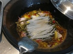 -屯老二农家铁锅炖·行业领军者(梅江店)