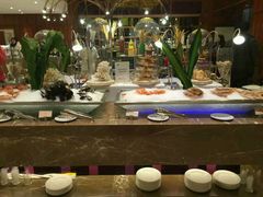 -南湖名都·景湖轩全日制餐厅·海鲜自助·东南亚风味·临湖而食