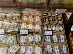 -来伊份(龙之梦长宁店)