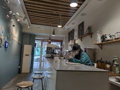 -留白咖啡(人民巷八号大院店)
