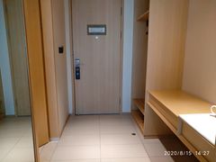 -全季酒店(上海青浦吾悦广场淀山湖大道店)
