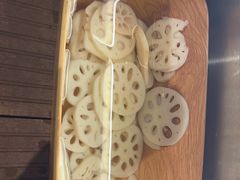 -牛YO寿喜烧·铁板烧和牛火锅自助(市府恒隆店)
