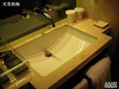 洗手台-杭州西湖桔子水晶酒店