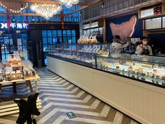 面包甜点陈列柜-牛角村(大族广场店)