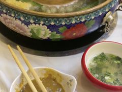 -毛辣果·贵州红酸汤牛肉火锅(西单店)