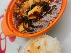 -鸿通城购物中心