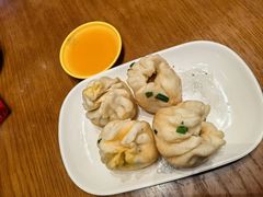双拼蟹粉鲜肉-大壶春(四川中路店)