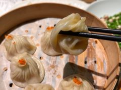 蟹粉小笼包-绿波廊(豫园店)