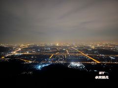 -鬼笑石后山停车场