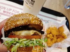 -The Habit Burger Grill 哈比特汉堡(复兴soho店)