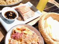-娄三少春饼·烤鸭(合生汇购物中心店)
