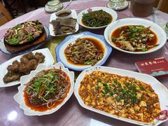 -洪霞餐馆