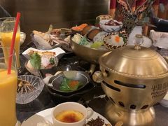 -半岛翡丽海鲜自助餐厅(观风亭店)