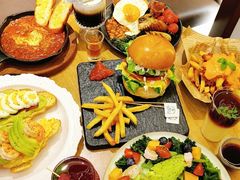 -ZAZA.CAFE.BAR