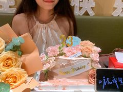 -海底捞火锅(卓为城生日主题店)