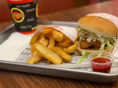-FATBURGER 特富客汉堡(外交公寓店)