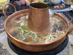 -香香腊排骨.野生菌火塘总店(束河店)
