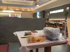 -肥肥虾庄·金牌油焖大虾(汉口城市广场店)