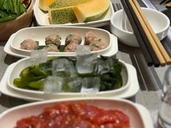 -海底捞火锅(新松江路生日主题店)