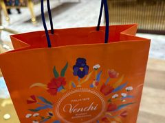 -VENCHI 闻绮(北京国贸商城店)