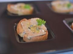 -香格里拉鱼跃地中海西餐厅·牛排披萨