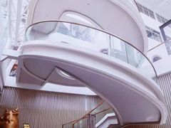 -M Stand(上海人民广场来福士店)