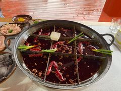 -正贰捌经重庆老火锅(建设路店)