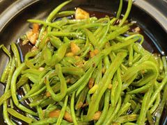 -胡氏大盘鸡新疆菜(石岗店)