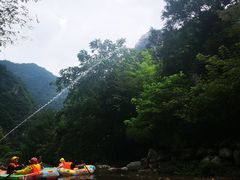 -藏龙百瀑漂流