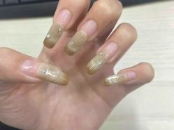 -纤羽美甲美睫