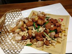 -东来菜馆•手抓海鲜家常菜•海鲜锅贴(鸽子窝店)