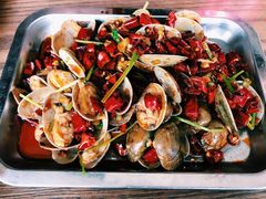 -喝丢一只鞋辣炒海鲜小烧烤(三八广场店)