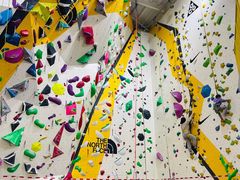 -问山MountQuest攀岩馆