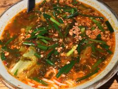 小锅米线-缘生态云南菜·野生菌庭院餐厅(华侨城店)
