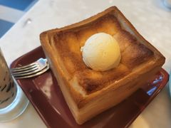 -港丽餐厅(高德置地店)