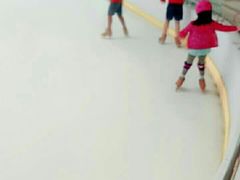 -冰纷万象滑冰场(深圳万象城店)