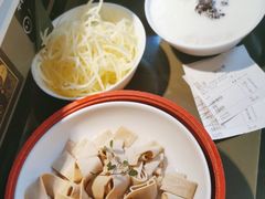 -九鼎轩脆毛肚火锅(南京东路店)