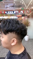 -川和潮人