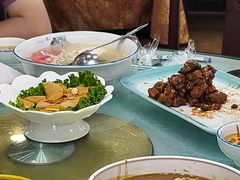 -六和聚传统烤鸭.天津菜(和平店)