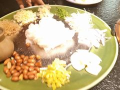 -得意咚瓜·顺德鱼生·冬瓜火锅(深圳首店)