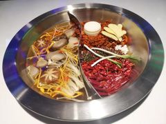 -卤校长重庆火锅(国兴店)