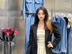 -王府井百货熙地港店