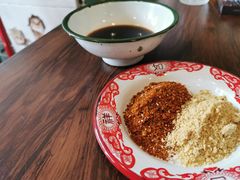 -罗小虎油炸串串