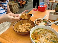 -花溪牛肉米粉(华兴东街店)